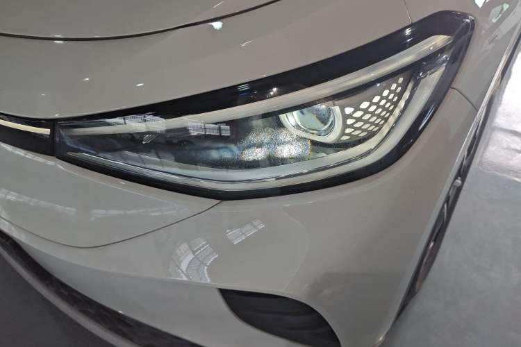 Used Volkswagen ID.4 CROZZ 2025 Pure Edition Left Front Headlight