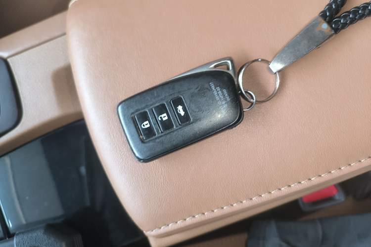 Used Lexus ES 2016 250 Midnight Special Limited Edition Vehicle Key