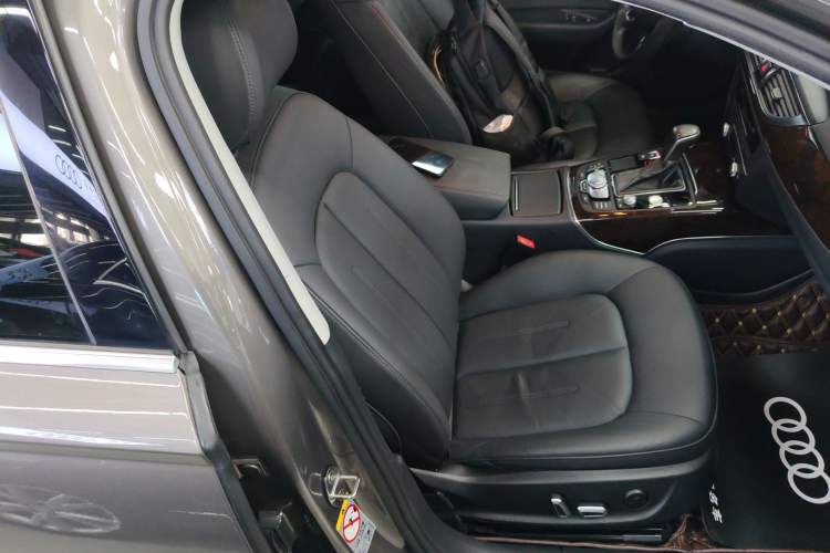 Used Audi A6L 2017 TFSI Comfort Model
