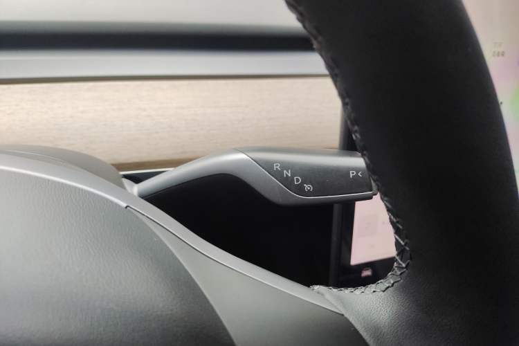 Used Tesla Model Y 2021 Long-Range All-Wheel-Drive Version Gear Lever