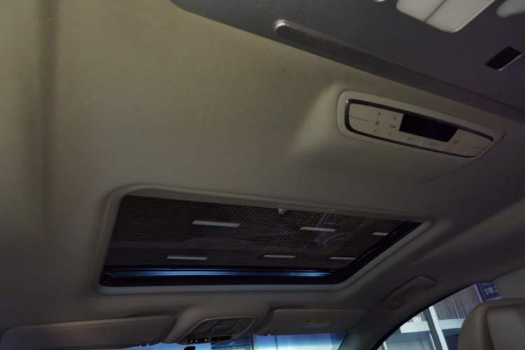 Used Buick GL8 2023 ES Lu Zun Comfort Model
