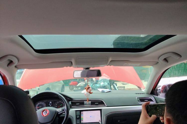 Used Volkswagen Lamando 2019 280TSI DSG Comfort Edition China VI standard Headliner