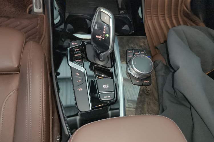 Used BMW X3 2020 xDrive30i Luxury Model with M Sport Package
