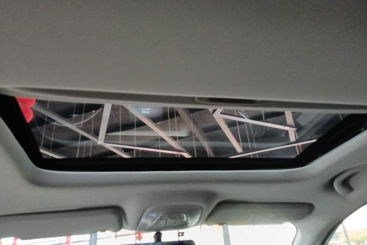 Used GAC Trumpchi GS4 2017 235T Manual Two-Wheel Drive Luxury Edition Headliner