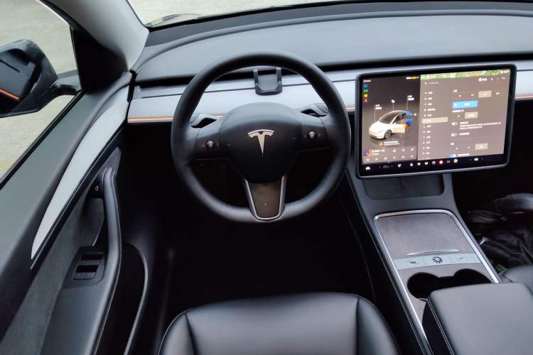 Used Tesla Model Y 2024 Rear-Wheel-Drive Version