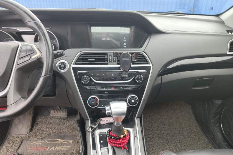 Used Leopaard CS10 2017 2.0T Automatic Luxury Edition
