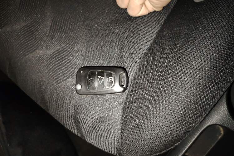 Used Kia K2 2015 Sedan 1.4L MT GLS