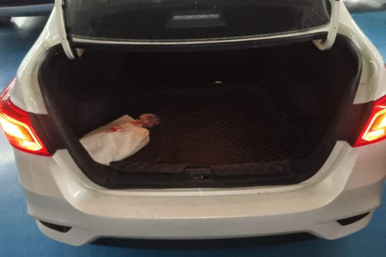 Used Nissan Sylphy 2021 Classic 1.6XE CVT Comfort Edition Trunk