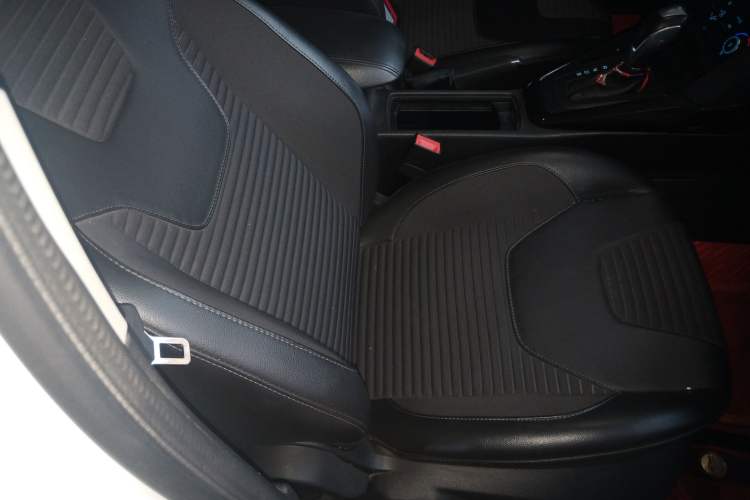 Used Ford Focus 2020 Hatchback Classic 1.5L Automatic Trendy Model
