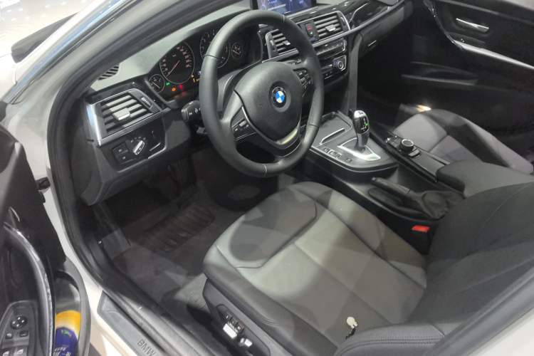 Used BMW 3 Series 2017 320Li Fashion Model