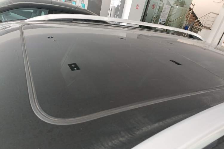 Used Volkswagen Tavendor 2024 Facelifted 380TSI All-Wheel Drive R-Line Cruise Premium Edition Roof