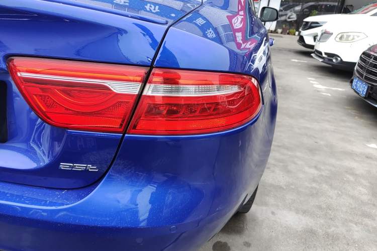 Used Jaguar XE 2018 2.0T 250 PS Two-Wheel-Drive R-Sport Sport Edition