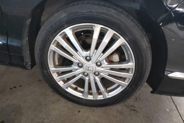 Used Honda Elysion 2016 2.4L Comfort Edition Right Front Wheel Hub