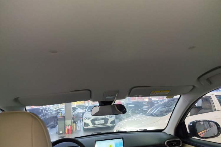 Used Wuling Bingo PLUS 2024 330 km Range Five-Seater Version