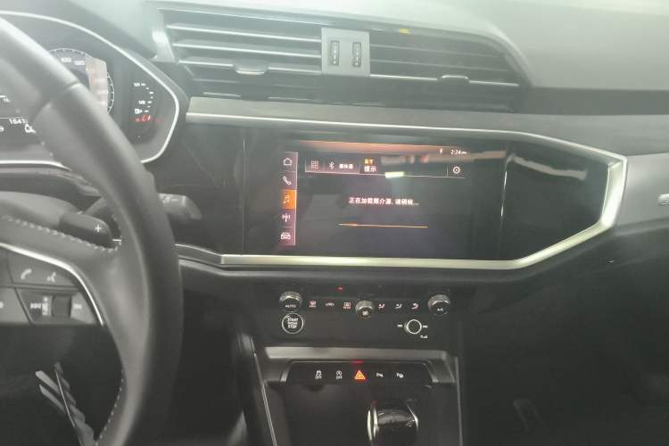 Used Audi Q3 2021 35 TFSI Fashion Dynamic Model