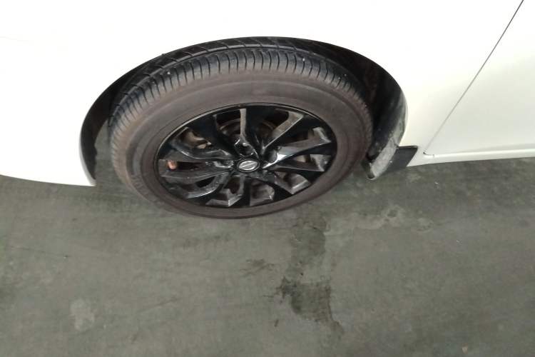 Used Nissan Sylphy 2016 1.6XV CVT Smart Enjoyment Version Left Front Wheel Hub