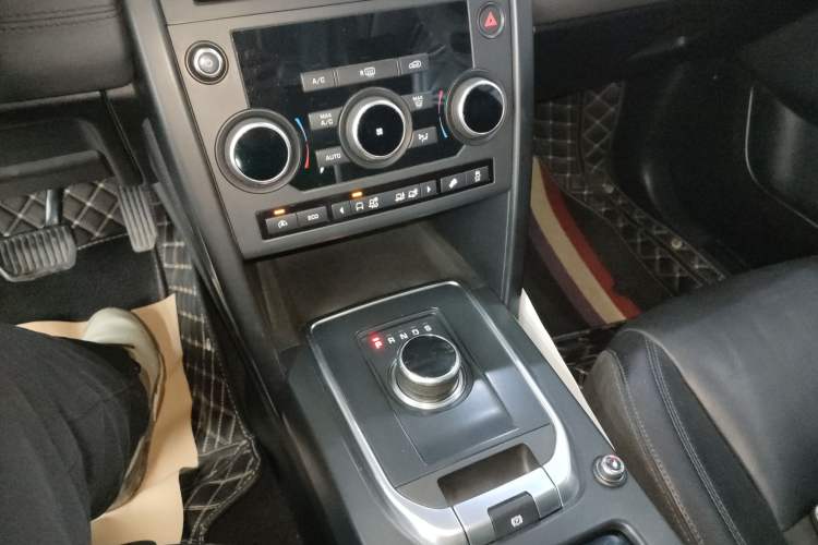 Used Land Rover Discovery Sport 2017 2.0T PURE
