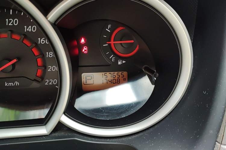 Used Nissan Sylphy 2012 Classic 1.6XE Automatic Comfort Edition Odometer Close Up