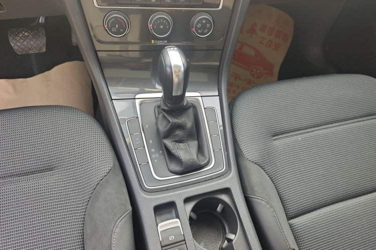 Used Volkswagen Golf 2019 280TSI DSG Comfort Version China VI Standard