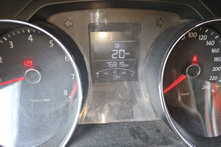 Used Volkswagen Bora 2013 1.6L Manual Fashion Edition