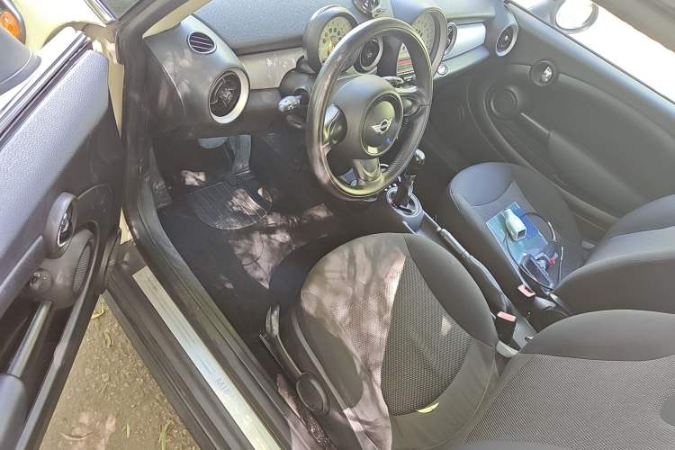 Used MINI MINI 2011 1.6L ONE