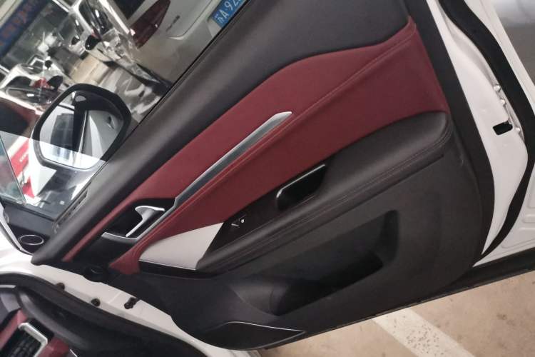 Used Haval H6 Coupe 2019 1.5T Automatic Two-Wheel Drive Luxury Smart Connectivity Version China VI Standard