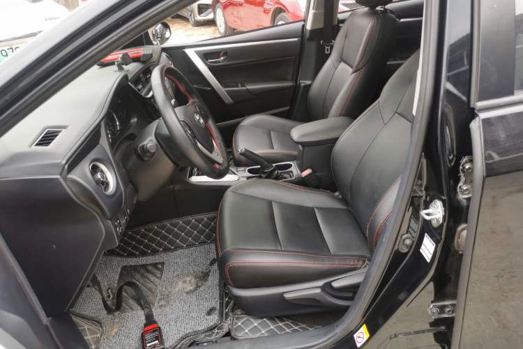 Used Toyota Levin 2017 Revised 185T CVT Elite Edition China V Standard Left Front Seat