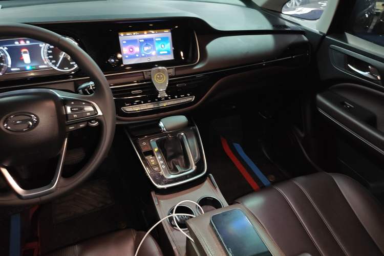 Used GAC Trumpchi M6 2019 270T Automatic Luxury Edition (6-seater) - China V Standard Audio And AC Panel