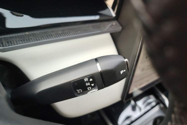 Used Mazda EZ-60 2025 Model Pure Electric 600 Max
