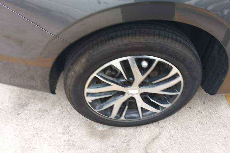 Used Geely Auto Emgrand 2025 4th Generation 1.5L Manual – Dragon Edition
