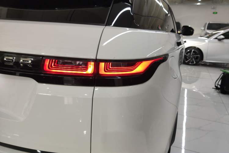 Used Land Rover Range Rover Evoque 2021 Range Rover L 249 PS R-Dynamic SE Luxury Edition