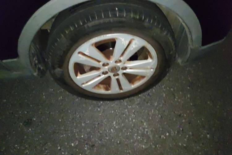 Used CHANGAN OSHAN CX70 2016 1.6L Manual Smart Connect Version