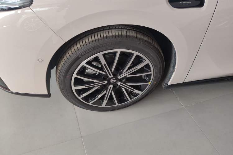 Used Leapmotor B01 2025 650 Enjoyment Edition
