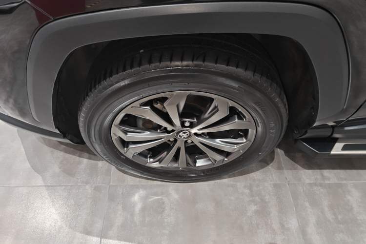 Used Toyota RAV4 2023 2.0L CVT Two-Wheel Drive Fashion Plus Edition