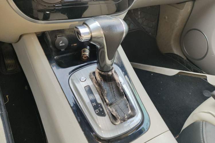 Used FORTHING Joyear XV 2016 1.6L CVT Comfort Model
