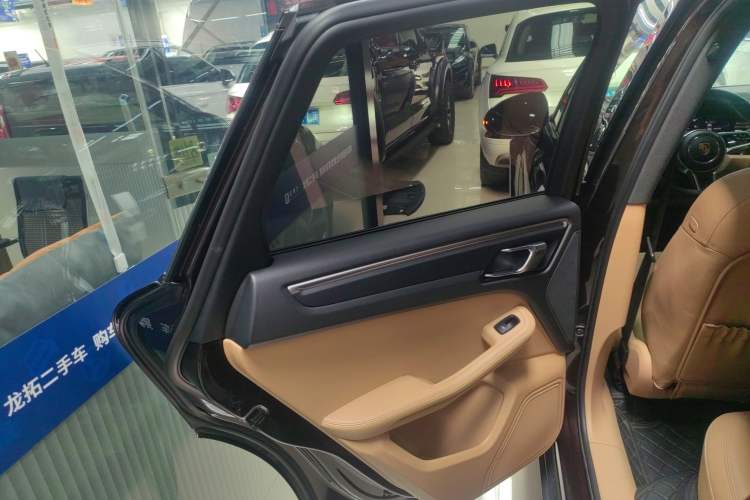 Used Porsche Macan 2018 Macan 2.0T