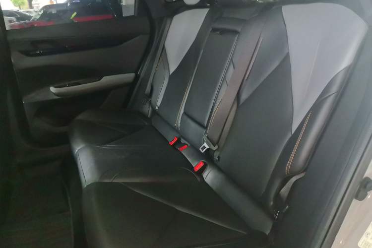 Used Changan UNI-V 2022 1.5T Prestige Version