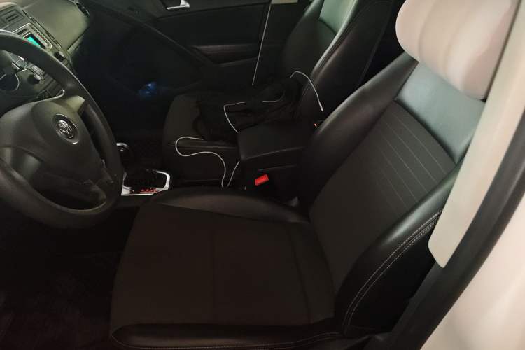 Used Volkswagen Tiguan 2015 1.8TSI Automatic Two-Wheel Drive Trend Edition Left Front Seat