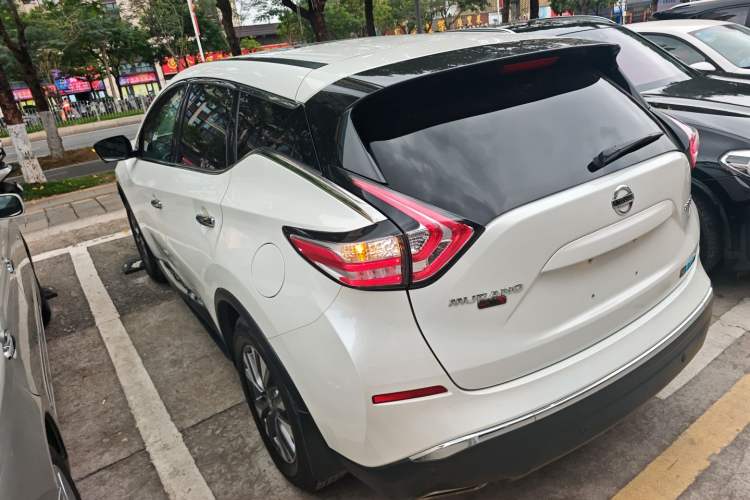 Used Nissan Murano 2021 2.5L XL Two-Wheel Drive Smart Connect Luxury Edition Rear Left 45 Deg