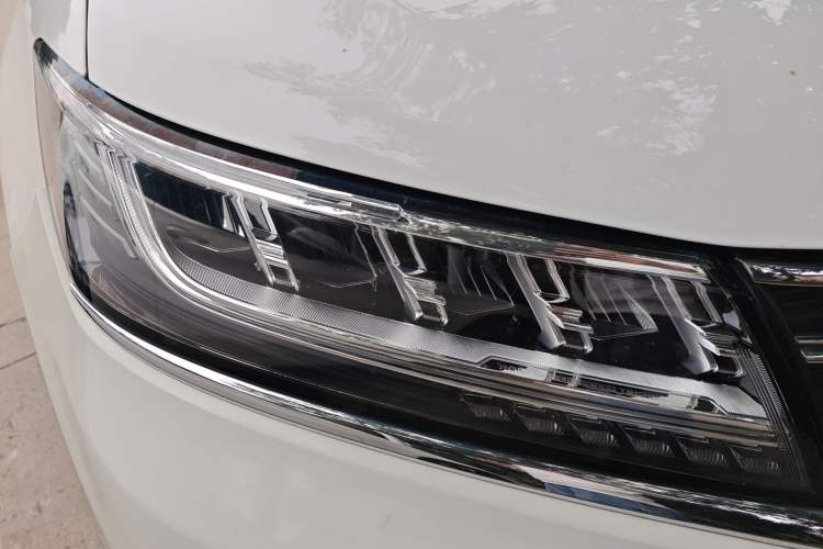 Used Roewe RX5 2016 30T Four-Wheel Drive Automatic Internet Smart Luxury Edition
