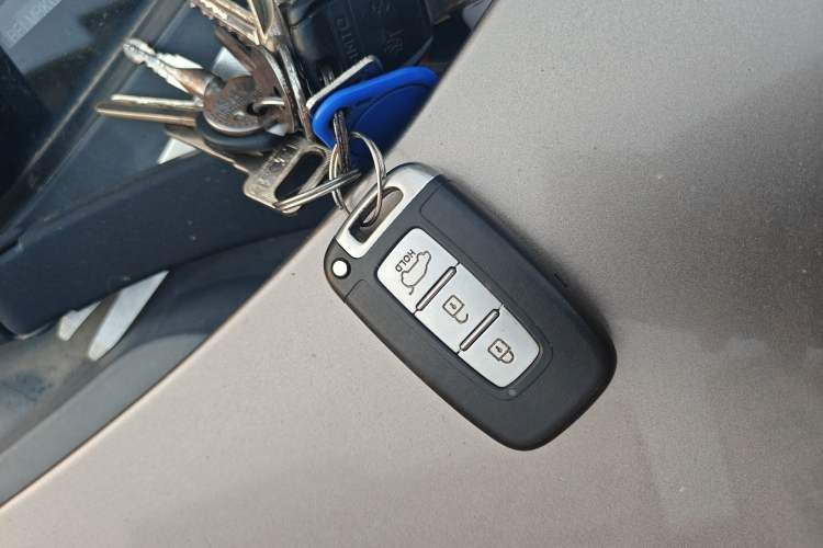 Used Hyundai ix35 2012 2.0L Automatic Two-Wheel Drive Elite Edition GLS