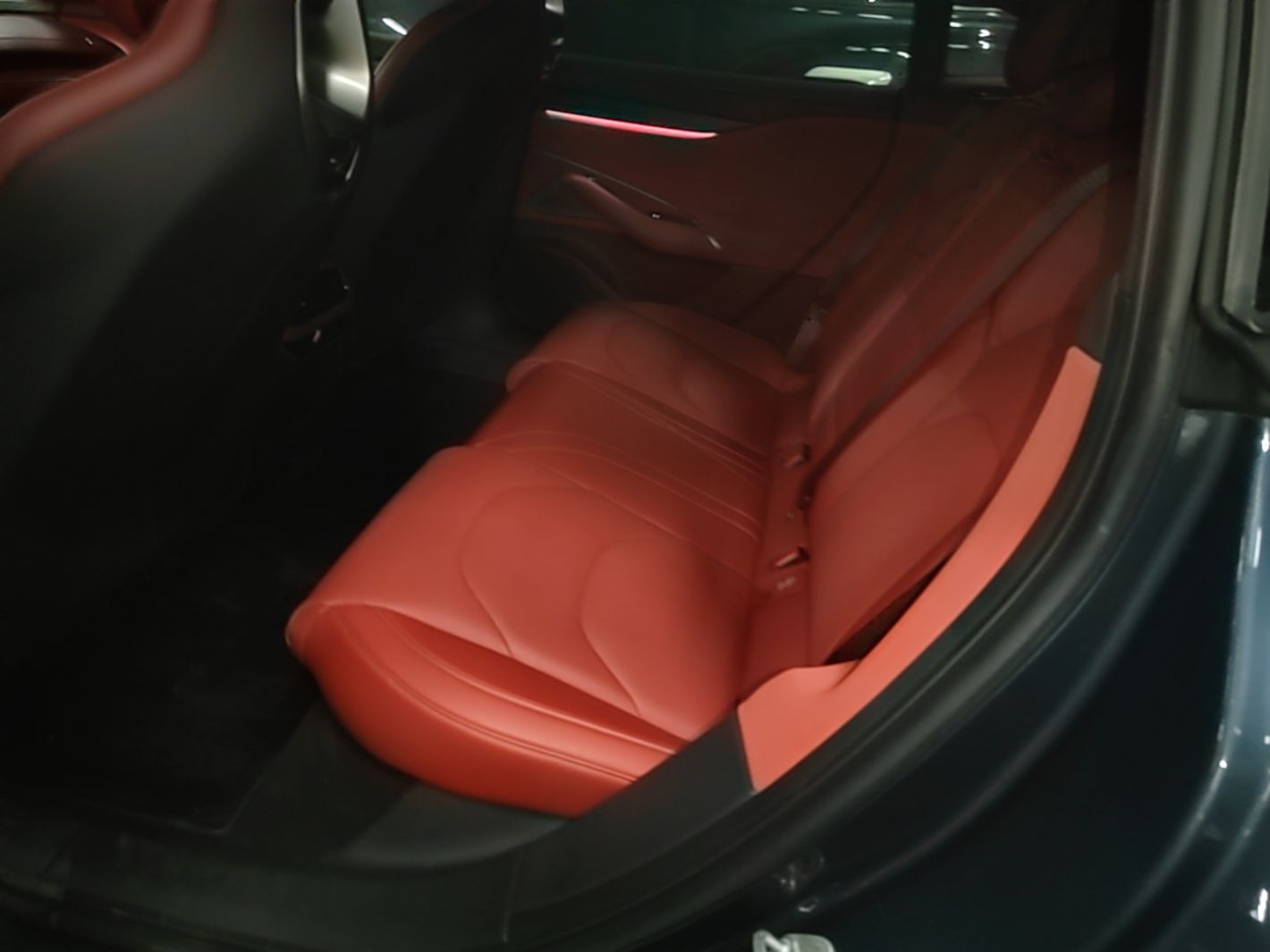 Xiaomi Auto SU7 2024 Rear-Drive Long-Range Intelligent Driving Version — снимка 20