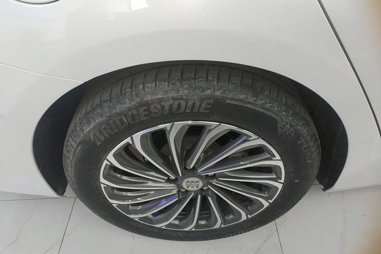 Used Buick LaCrosse 2023 28T Prestige Edition