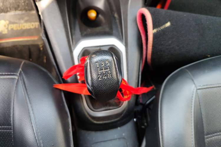 Used Peugeot 301 2014 1.6L Manual Comfort Edition