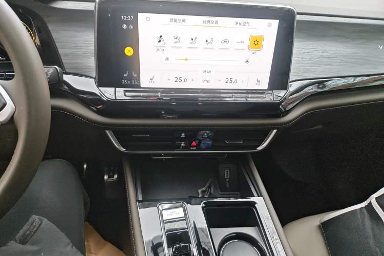 Used Volkswagen Viloran 2024 380TSI Luxury Edition