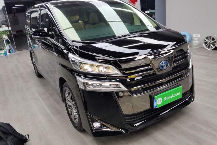 Used Toyota Vellfire 2020 Dual-Engine 2.5L Black Gold Limited Edition
