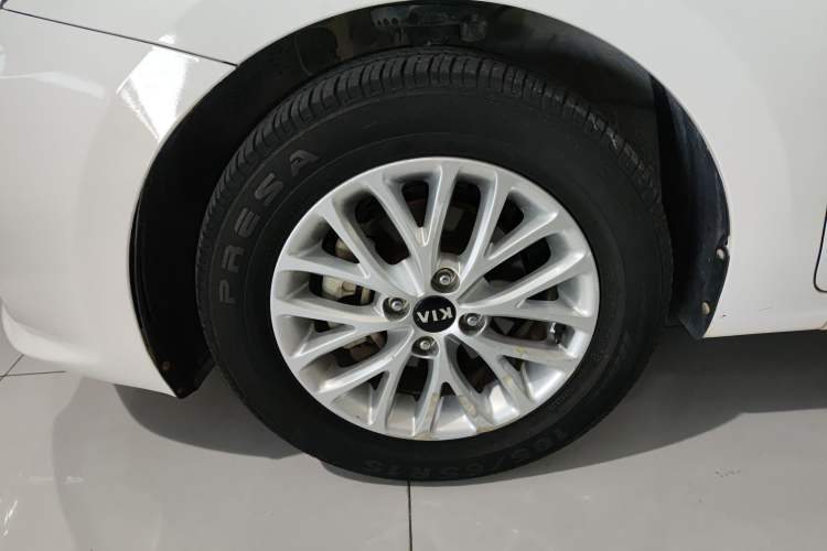 Used Kia K2 2017 Sedan 1.4L Manual Transmission GLS
