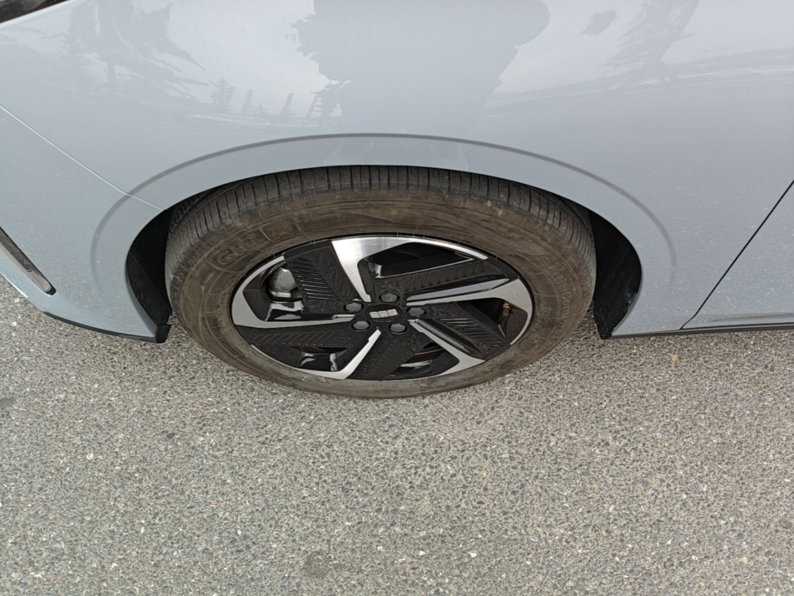 Geely Galaxy L6 2024 125km PLUS Dragon Edition — снимка 10
