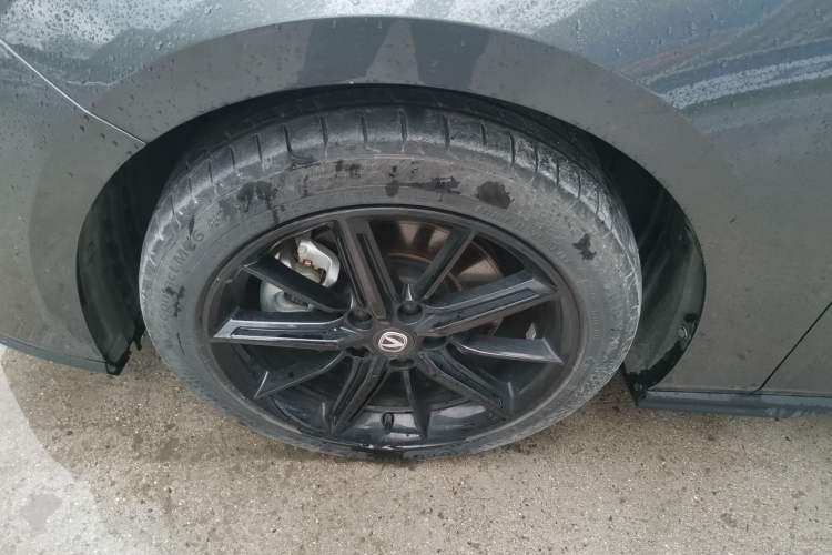 Used CHANGAN UNI-V iDD 2023 Zhidian iDD 1.5T 113km Smart & Fun Version (Rapid Edition)
