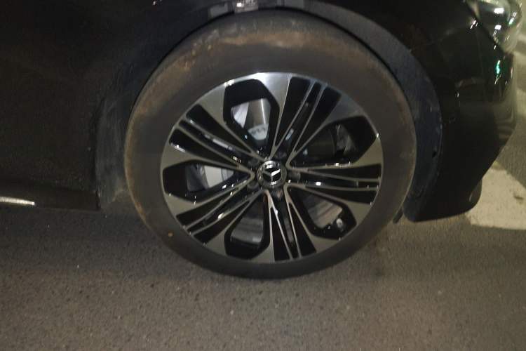 Used Mercedes-Benz E-Class 2026 E 300 L Luxury
